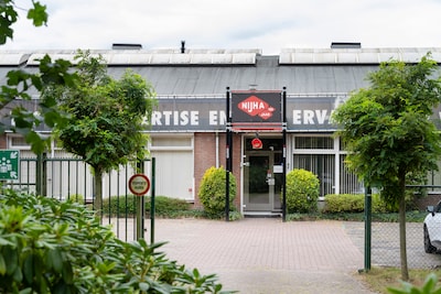 Fabrikant van klimrekken en familieschommels vertrekt na 74 jaar van Lochem naar Holten