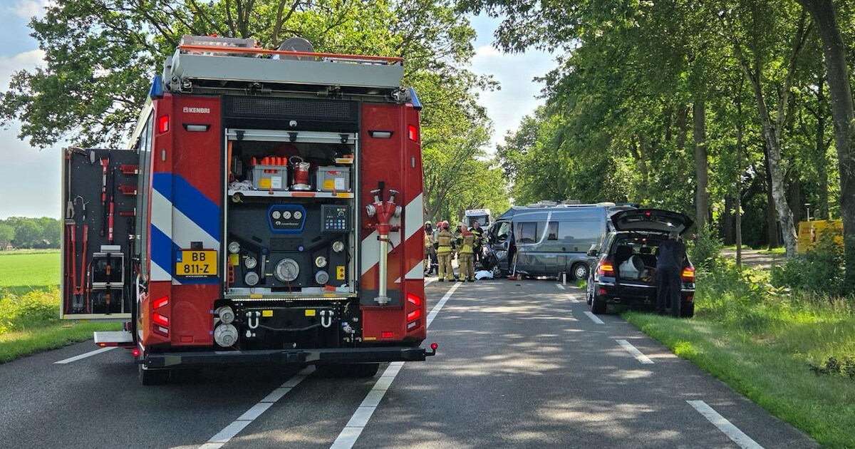 Ernstig ongeval op N348 in Raalte, veel hulpdiensten op de been