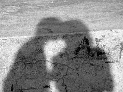 Buurman zoent kleine meisjes in Zwolle ‘per ongeluk’ op de mond, justitie wil hem de cel in