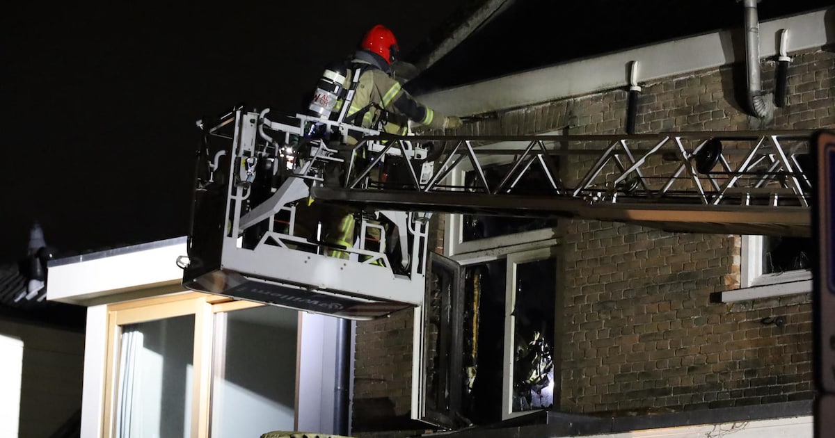Monumentale woning zwaar beschadigd na brand aan Lutmastraat Amsterdam