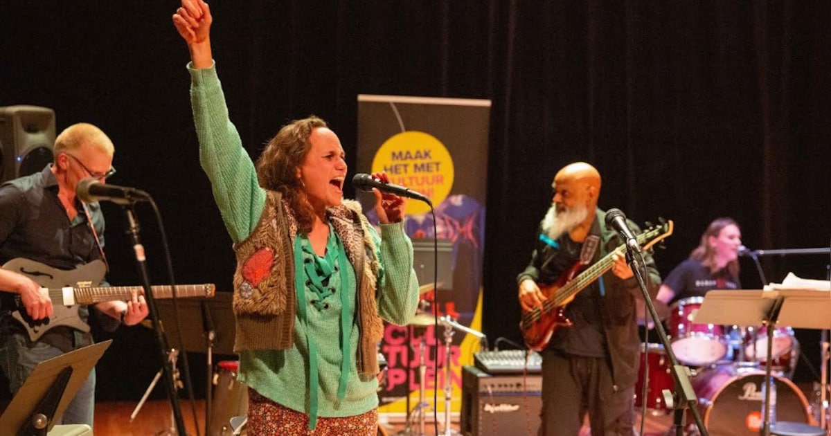 De Buurtband brengt volwassenen in Heerde weer samen op het podium