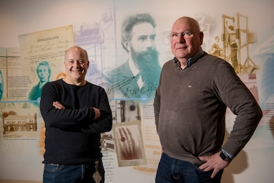 Zijn uitvinding redt dagelijks levens, nu komt er een nieuwe stichting: ‘Het verhaal moet doorgaan’