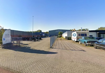 Buurbedrijven ruziën in Almelo over stuk grond: wie is er eigenaar?