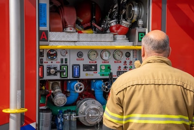 Brand bij illegale afvalverwerker in Dinxperlo