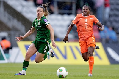 LIVE | Directe WK-plaatsing op de tocht voor Oranje, Beerensteyn mist enorme kans op gelijkmaker in Ierland