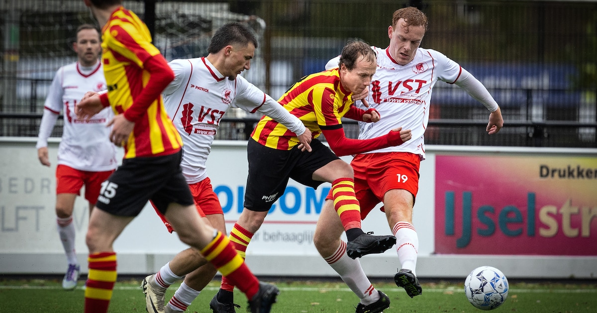 Ook zonder kruisband is Yannick Sessink heel belangrijk voor SDOUC
