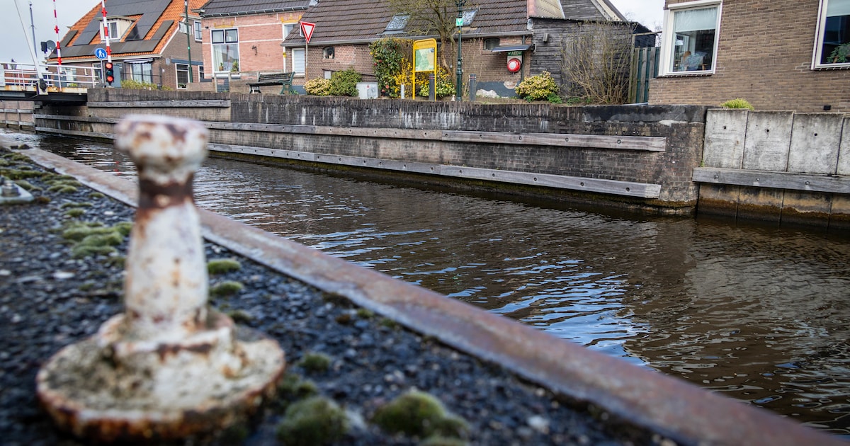 Kademuren verzwakt in Ossenzijl en Zwartsluis: provincie gaat ze de komende jaren herstellen