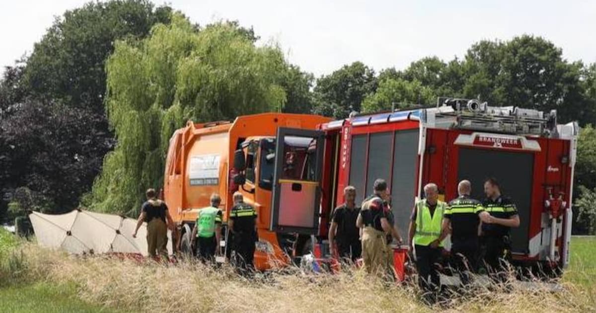 Ernstig ongeluk tussen fietser en vuilniswagen bij Putten.