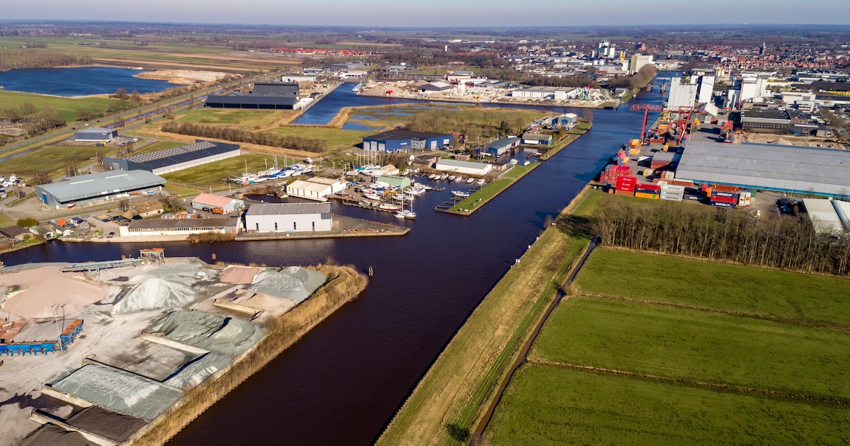 Gemeenten Staphorst en Meppel kijken met COA naar drijvende opvang voor vluchtelingen