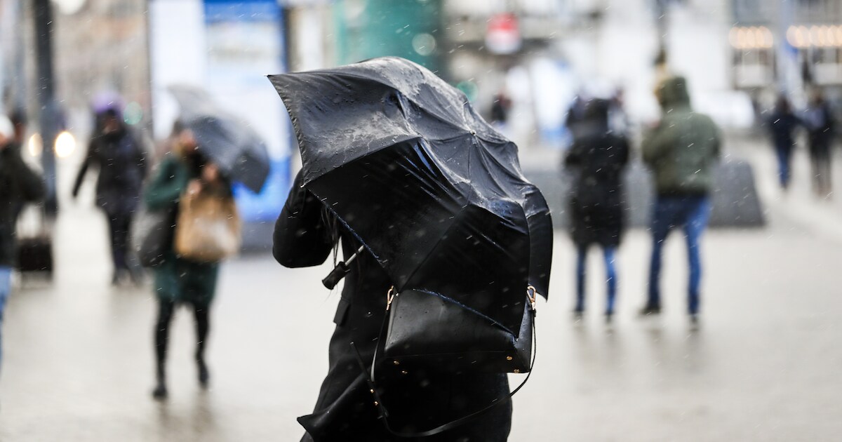 Onstuimig weer houdt aan: aan de kust zware windstoten, deels code geel ...
