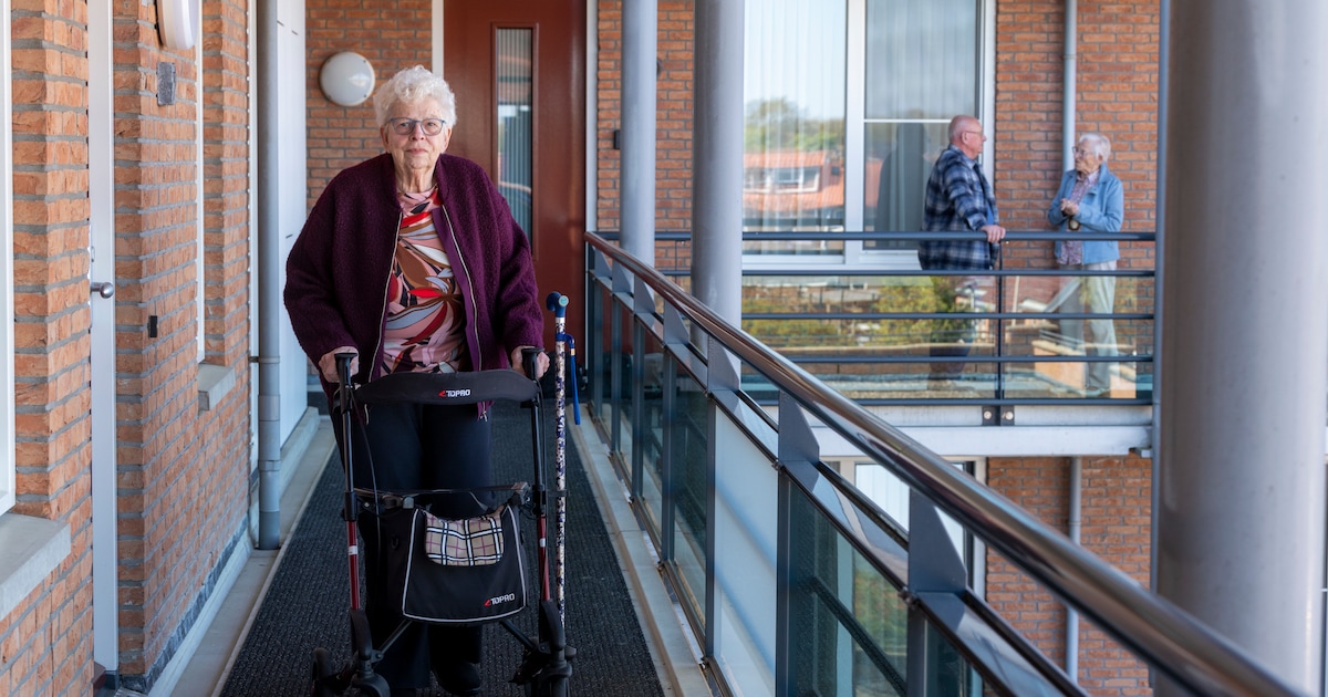 Haar scootmobiel werd gestolen, nu zit Lies (75) al maanden thuis: ‘Ik houd me groot, maar...’