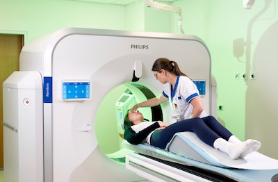 Kortere wachttijden voor CT-scans door nieuwe apparatuur. ‘We zijn de eerste ter wereld’
