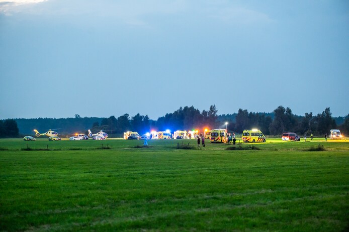de-hulpdiensten-zijn-massaal-ter-plaatse