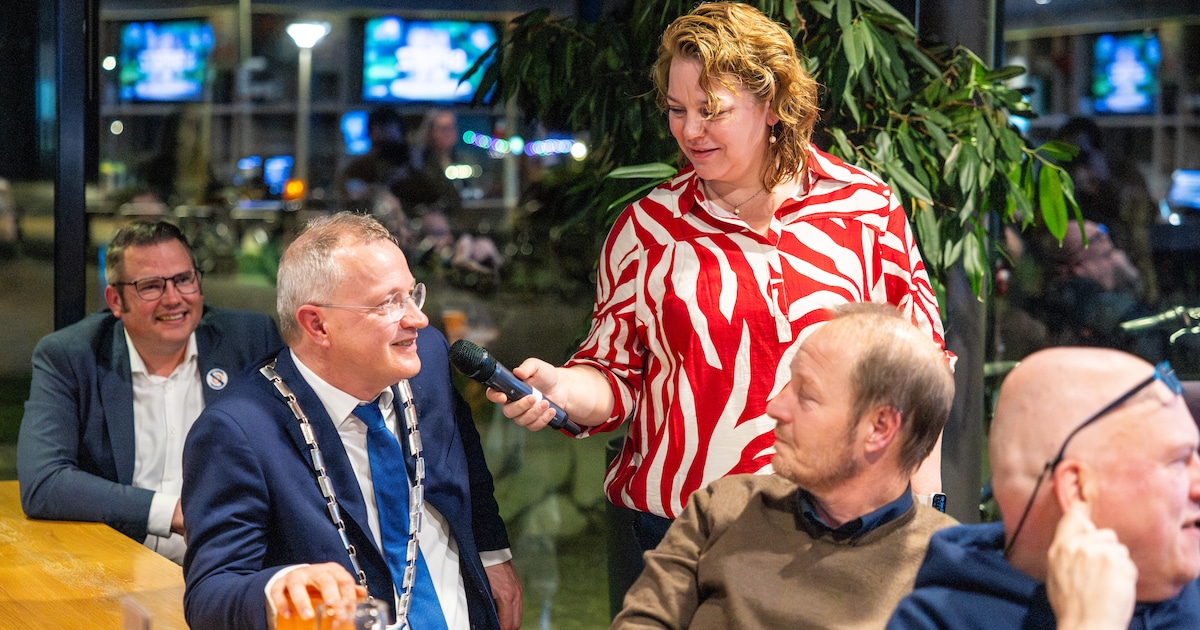 Café ramvol en iedereen aan de lokale weetjes: allereerste Stentor Kiesquiz was ‘groot succes’