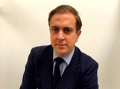 Van bloedtest tot massaclaim: chique influencer uit Emst heeft meer mislukkingen achter zijn naam