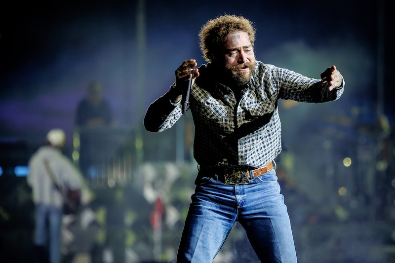 Post Malone treedt op in het GelreDome.