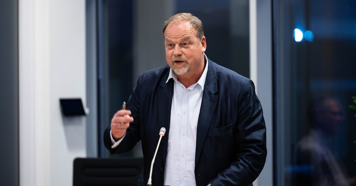 Wethouder bezoekt Welsum voor gesprek over waterveiligheid