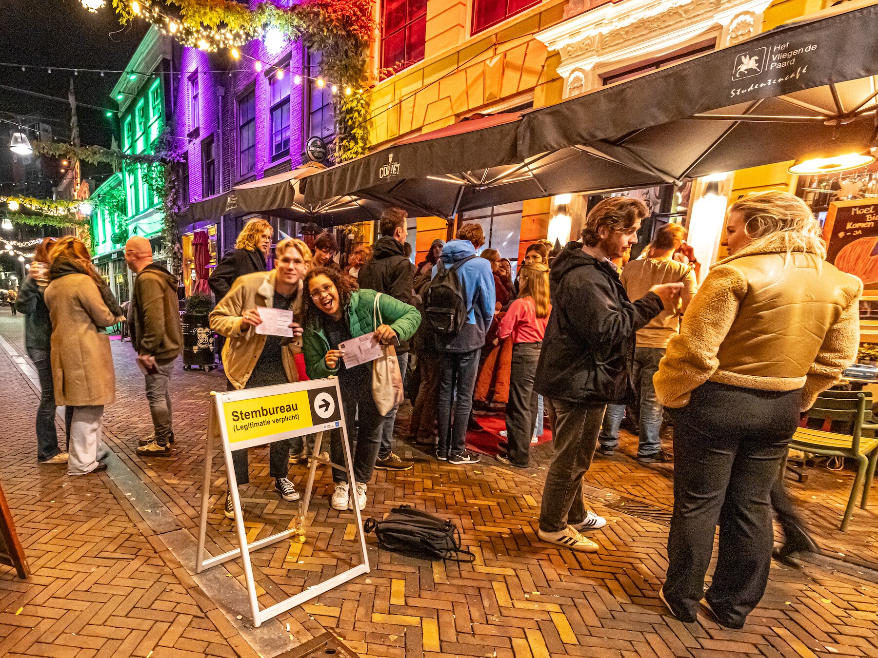 Vanaf middernacht stemmen in de kroeg: wat gebeurt er als je te veel hebt gedronken?