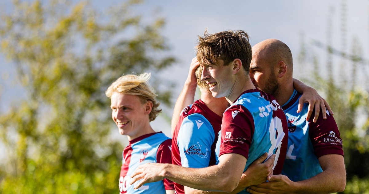 FC RDC heerst in stadsderby, hattrick voor ZBC-aanvaller en SV Twello wint ruim in Eerbeek