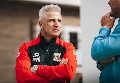 Dit is het wensenlijstje van Marc van Hintum bij Go Ahead Eagles: ‘Het is een heel moeilijke positie