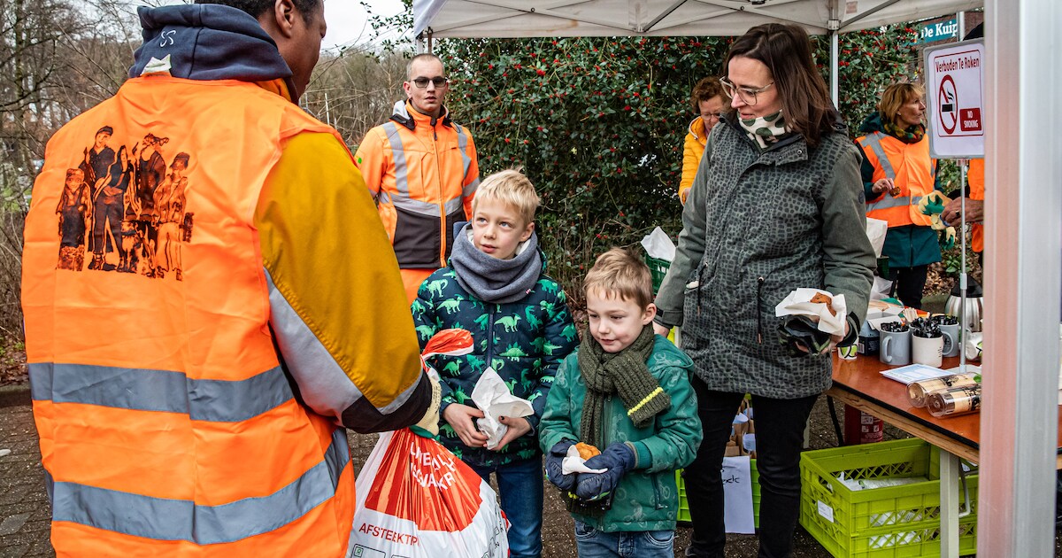 Deventer levert weer volop vuurwerkafval in: ‘Zolang er geen verbod is ...