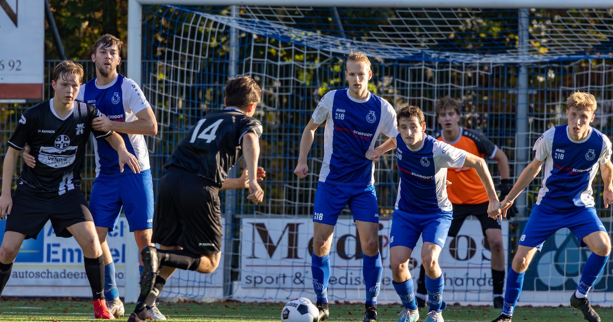 Voetbalclubs in Emmeloord groeien uit hun jasje: gemeente wil bos opofferen voor extra velden