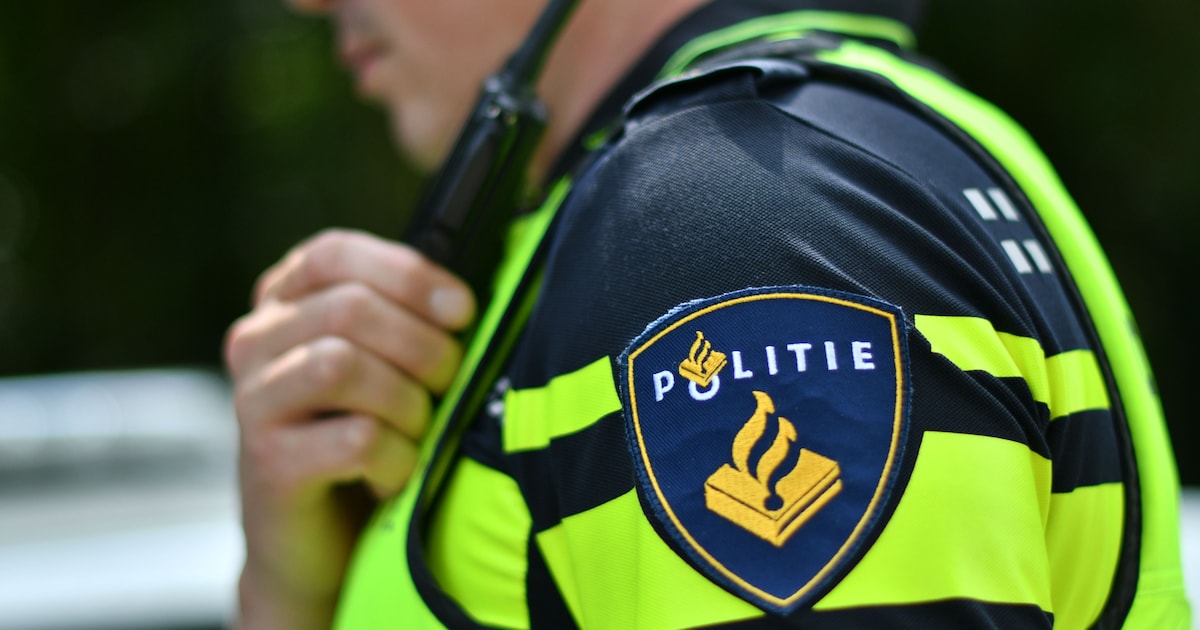 LIVE | Flat in Zutphen omsingeld, arrestatieteam onderweg