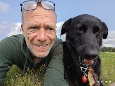 Klaas (50) vertrok ooit ‘voor de grap’ naar Dublin en woont nu in België, maar Twente blijft trekken