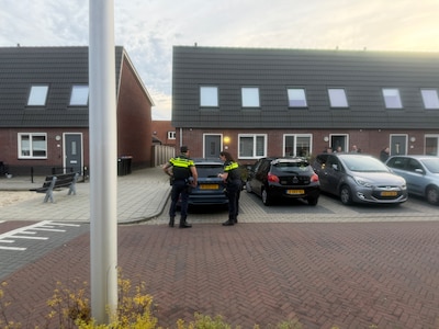 Spoor drugshandel leidt politie naar Almelose woning, twee mannen opgepakt