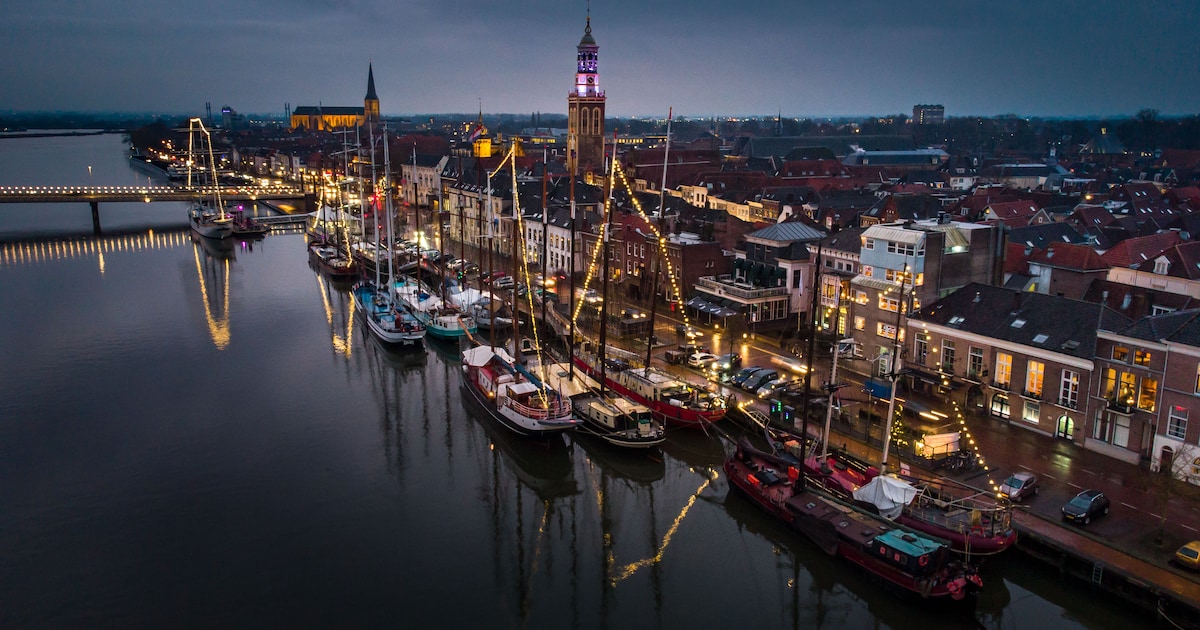 Wat voor type moet de vertrekkend burgemeester van Kampen opvolgen? ‘Een kopie van Koelewijn’