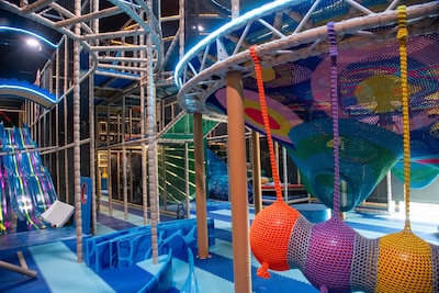 Speeltuin Atlantis in het Dolfinarium is open: verzonken stad nagebouwd