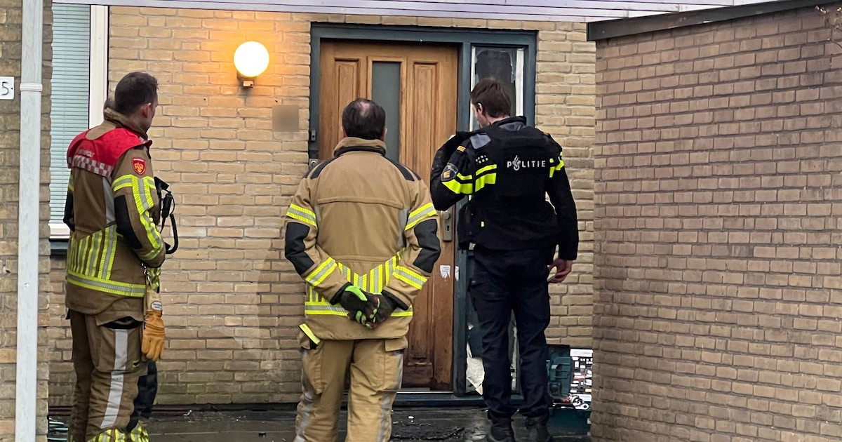 Een ritje voor snel geld eindigt in brand en explosie bij huis in Lelystad