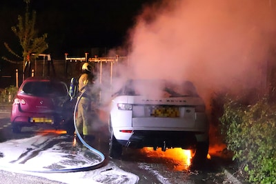 Geparkeerde auto uitgebrand op Govert Flinckstraat in Amersfoort