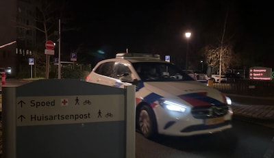 Man meldt zich met mogelijke schotwonden bij ziekenhuis in Zwolle
