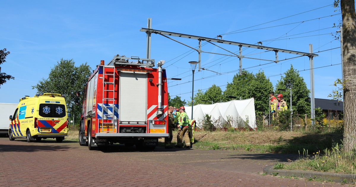 Urenlang geen treinen tussen Apeldoorn en Deventer na aanrijding bij Twello