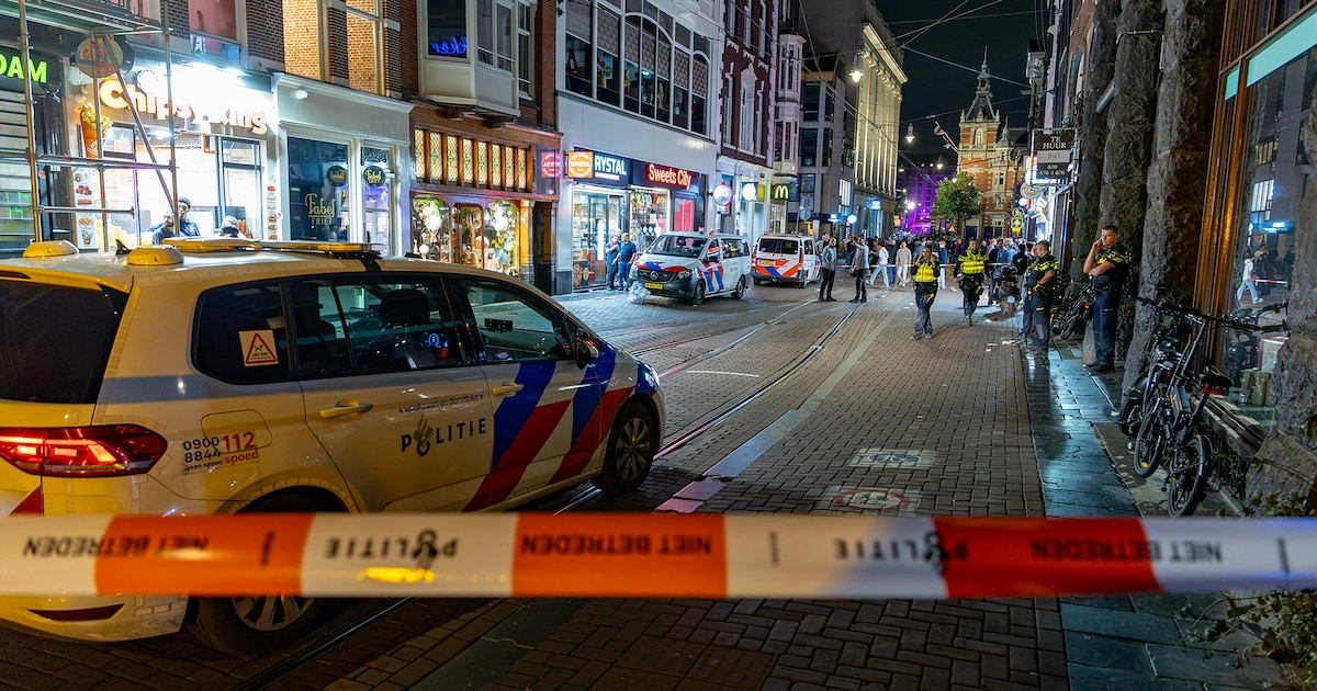 Gewonde bij melding van steekpartij in Leidsestraat in Amsterdam