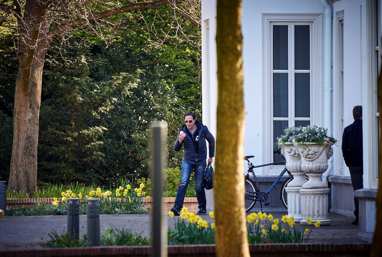 Dit is de boodschap van Rutte vanavond: enige versoepeling en een ...