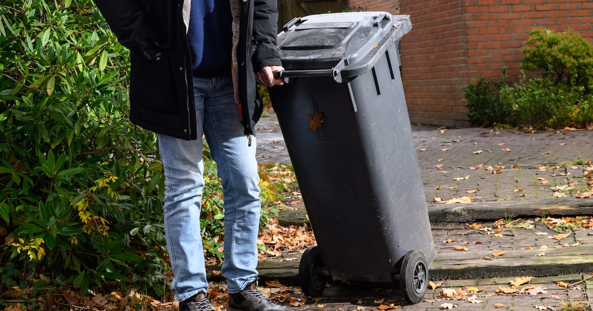 Nieuwe afvalregeling Elburg roept veel kritiek op: ‘Dit gaat ons geld kosten’