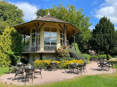 Parkcafé De Theekoepel opent opnieuw de deuren in Park Rams Woerthe