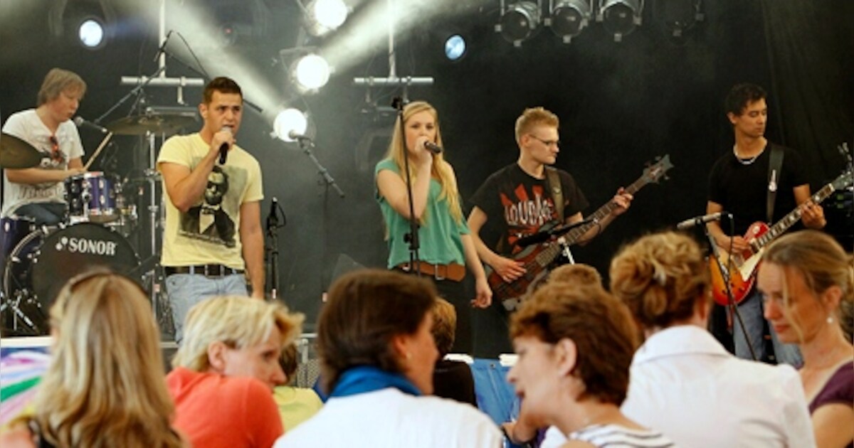 Boh Foi Toch en Twells Vergiet op Koninginnenacht