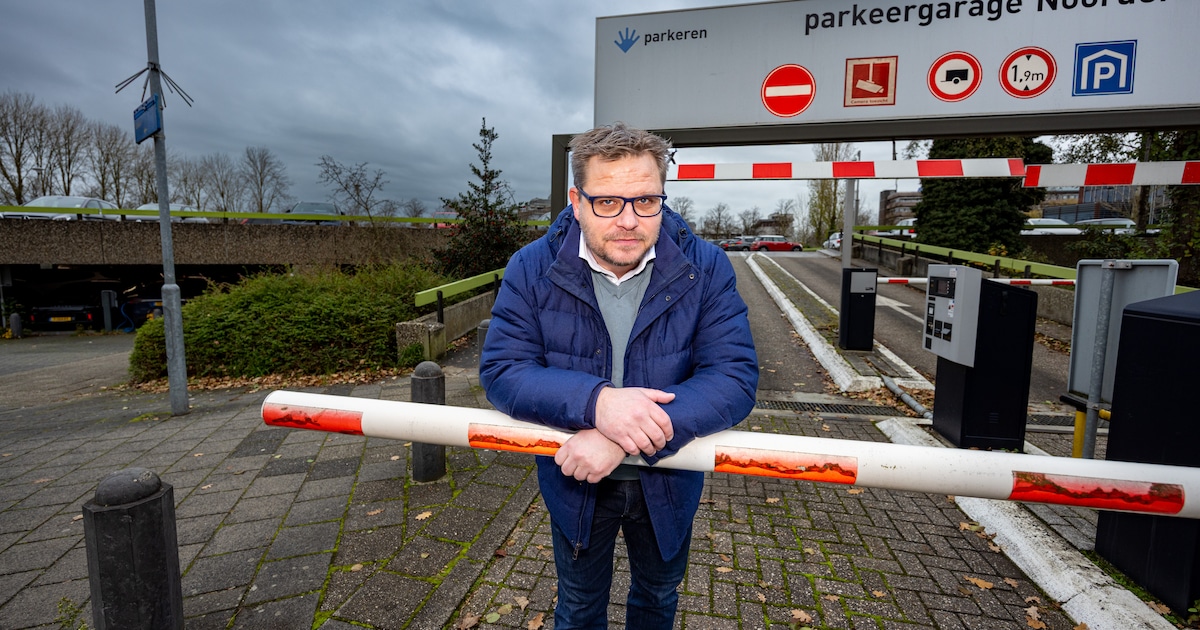 Rechter dwingt Zwolle tot uitstel sluiting grote parkeergarage: ‘Burgers zijn in maling genomen’