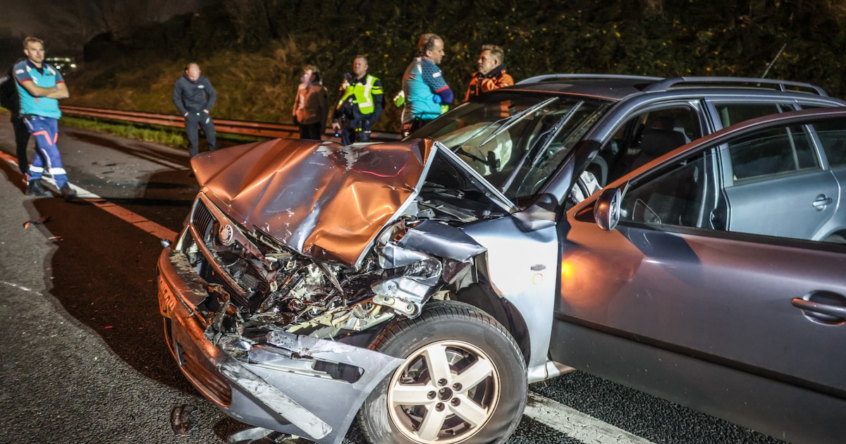 Ravage en lange file op A1 bij Amersfoort na ongeluk