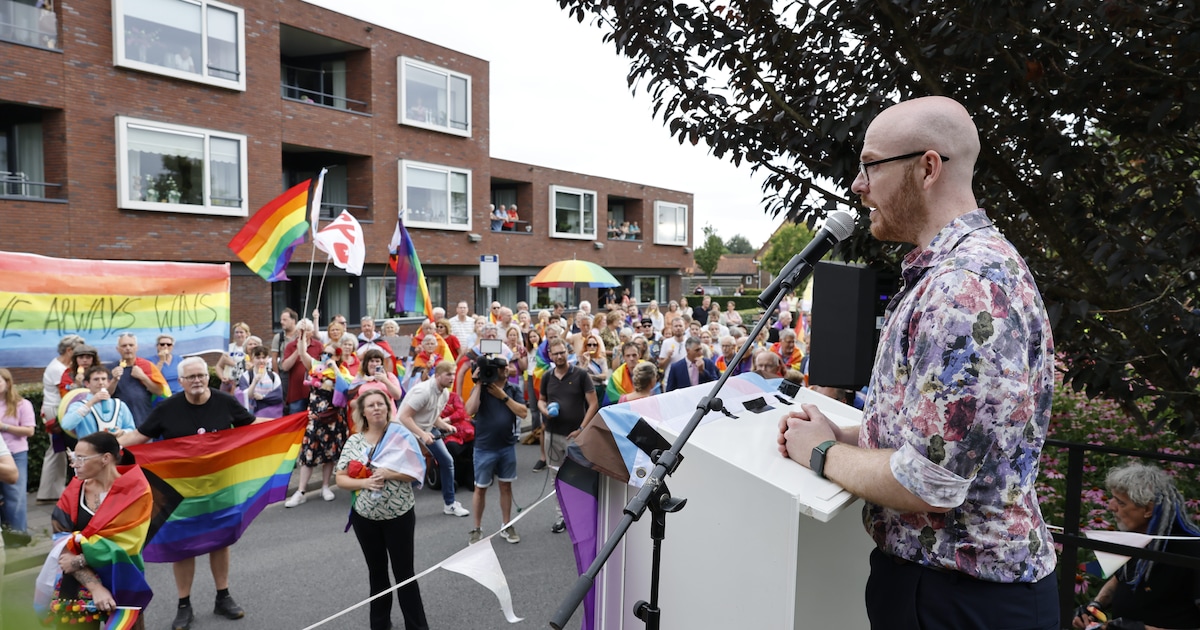 LIVE | Honderd mensen op de been bij drie demonstraties in Oldebroek • ‘Mooi dat mensen hun stem lat
