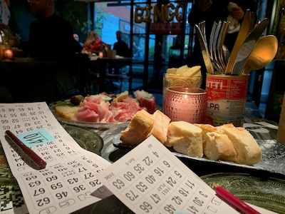 Finalisten Miss Overijssel organiseren bingo-avond in Veenlust