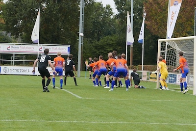 Danny van den Meiracker weet ook in het shirt van ASC’62 het doel haarscherp te vinden