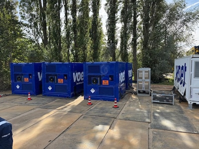 Primeur voor energiereus Enexis: zeecontainers vol batterijen tegen stroomuitval