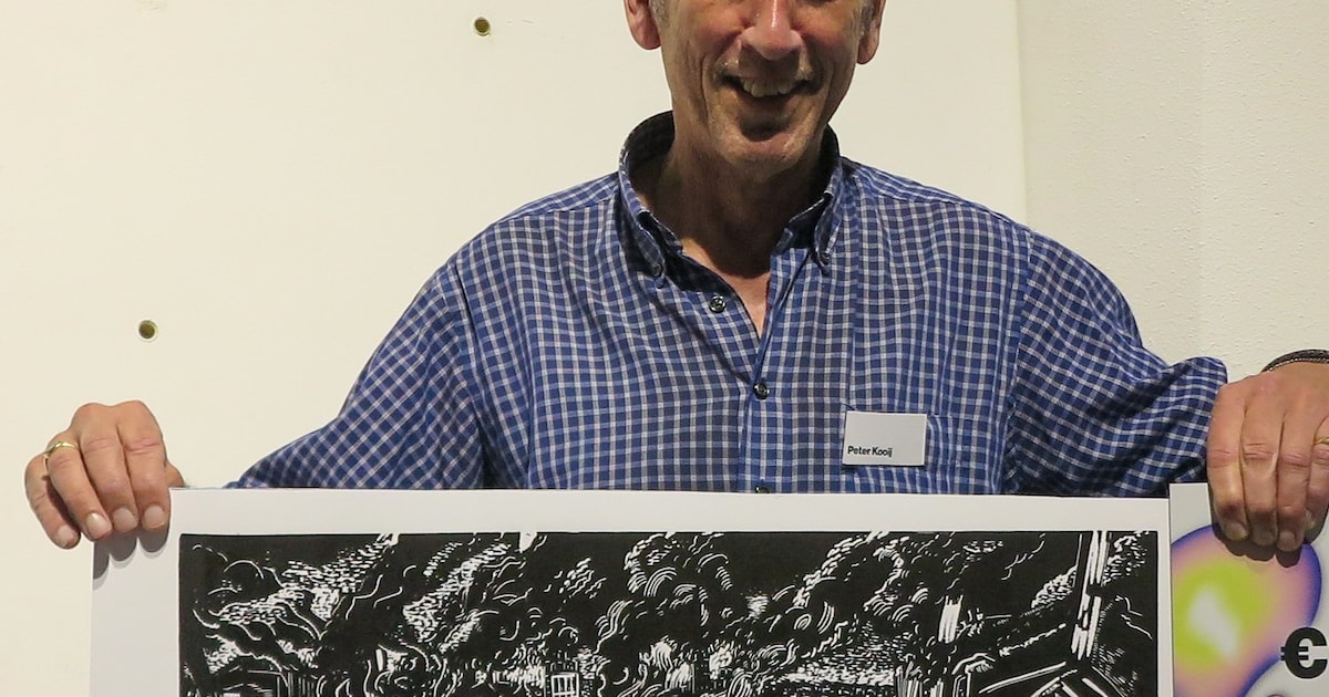 Zutphense kunstenaar wint landelijke prijs voor lino over oorlog