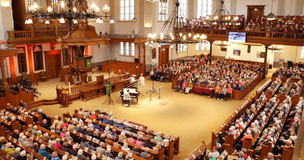Pianist Wouter Harbers gaat verder met serie koffieconcerten in Grote Kerk