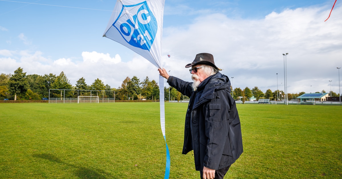 In beeld: vliegeren voor vrede in Ommen (ook al weet Riks dat dat een utopie is)