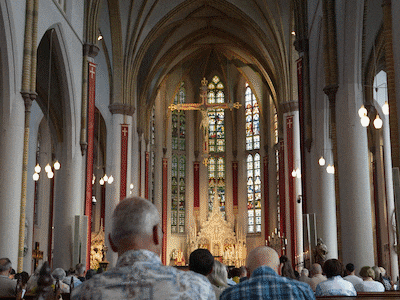 Jonge gezichten in de Twentse kerk: een nieuwe generatie kiest bewust voor het geloof